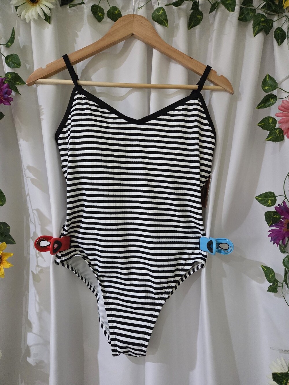 Shade & Shore Black and White Striped One-Piece Swimsuit Size M (8-10) NEW